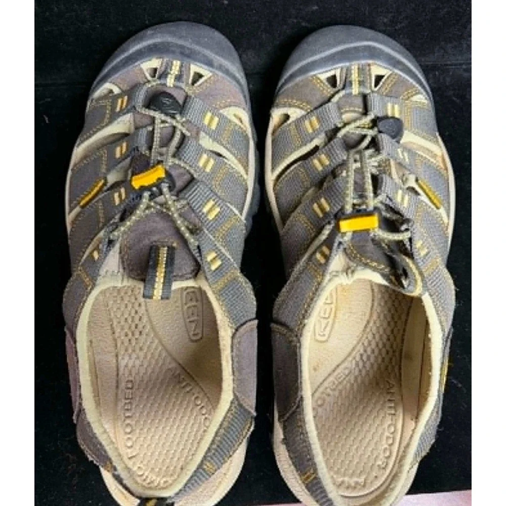 Keen Newport H2-Waterproof Hiking Sandals, Brown Yellow, 1008399, Mens 11